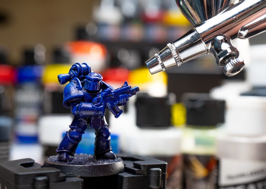 Best Airbrush for Miniatures and Models - Beginner's Guide