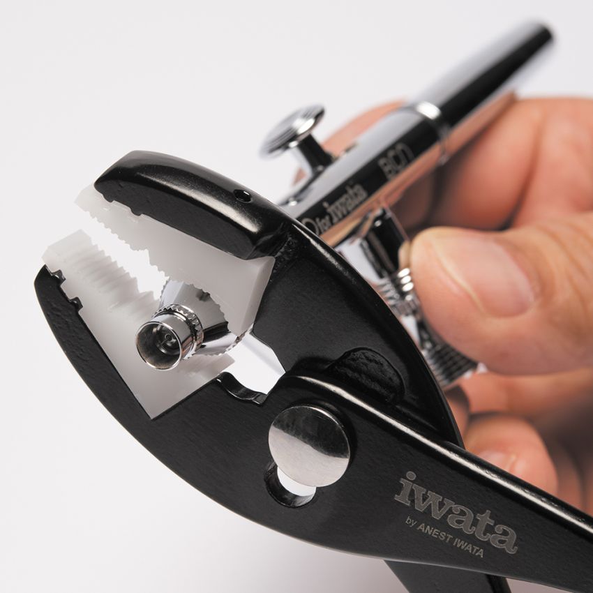 Iwata Professional Airbrush Maintenance Tools: Anest Iwata-Medea, Inc.